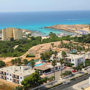 κάντε κράτηση εδώ